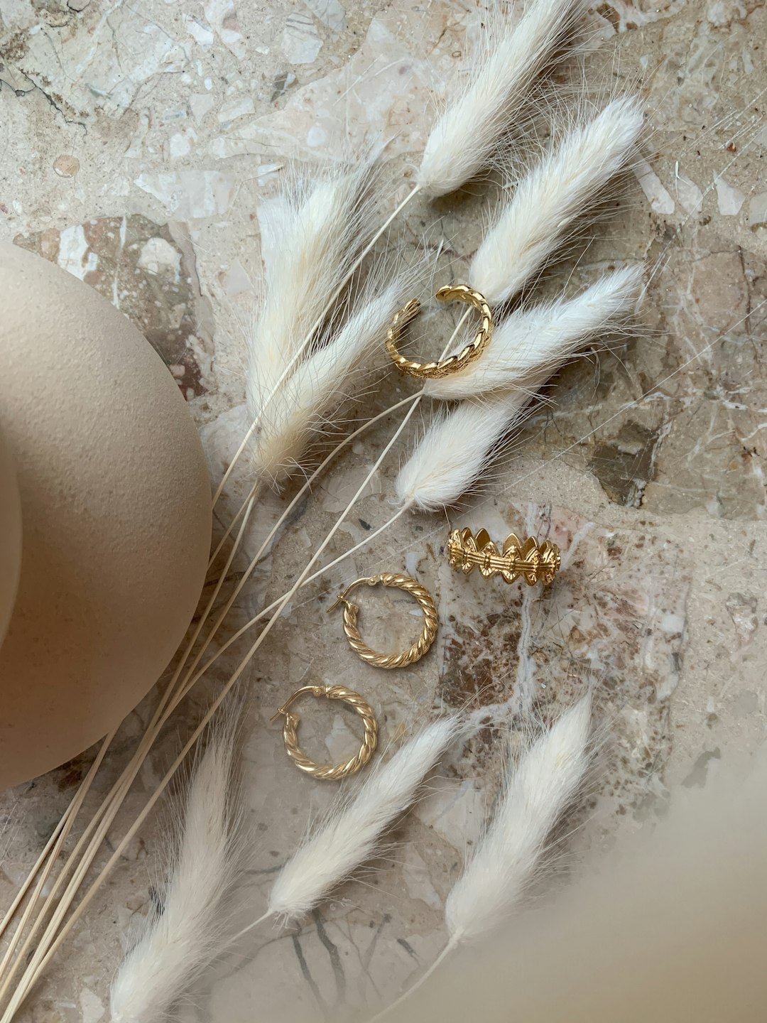 Accessorizing Your Workwear: Jewelry Ideas for Men and Women