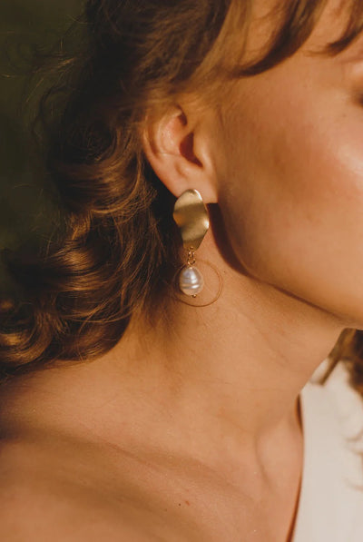 The Glamorous Influence: How Celebrity Styles Shape Modern Jewelry Trends