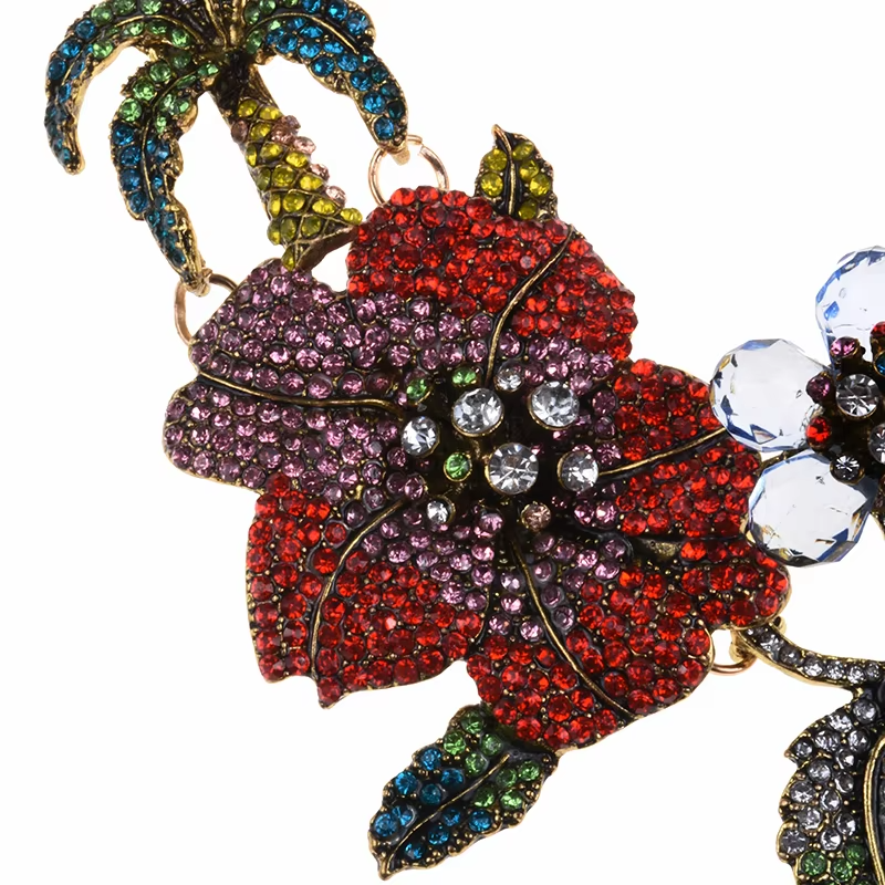 🦩 Tropical Crystal Flamingo Flower Necklace — Statement Piece