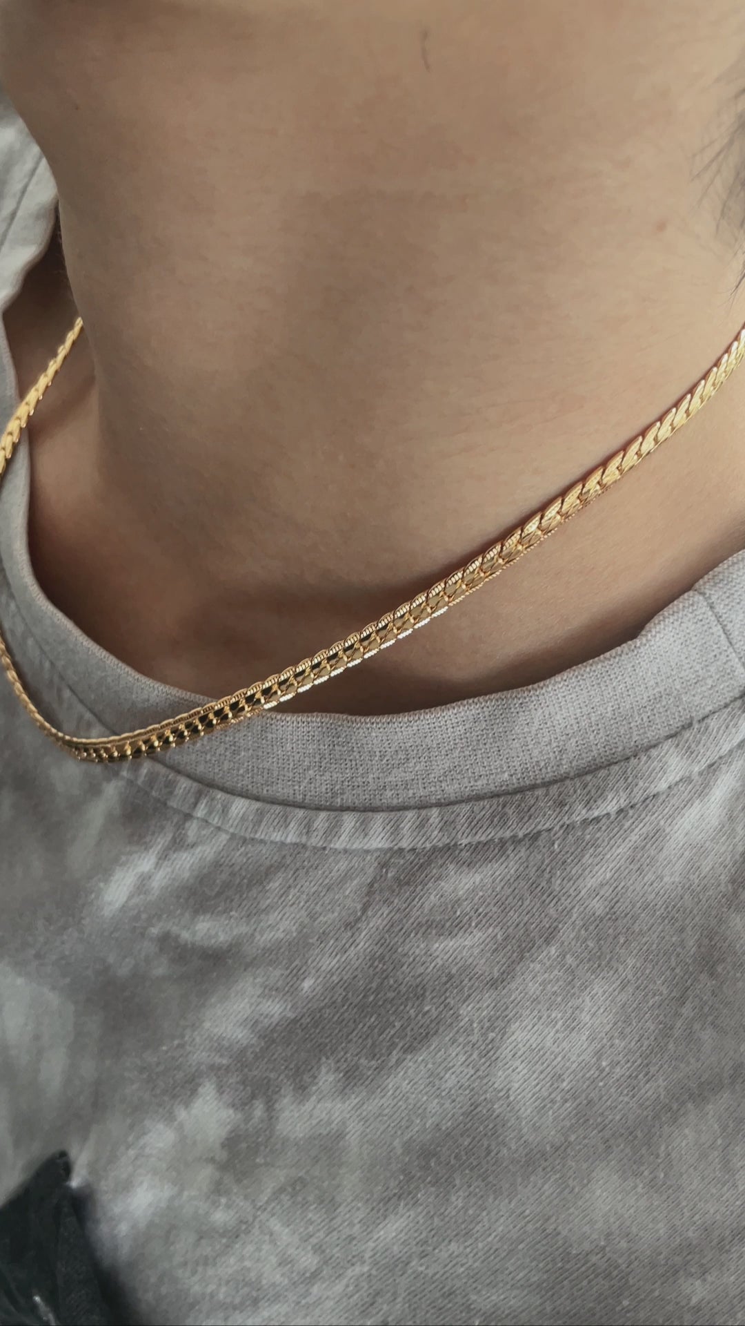 ✨ Men’s Snake Chain Necklace — Gold/Silver Tone (50 cm)